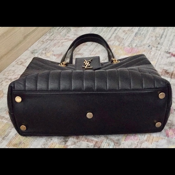 YSL Lou Lou Chevron Matelase Tote Bag - Picture 3 of 13